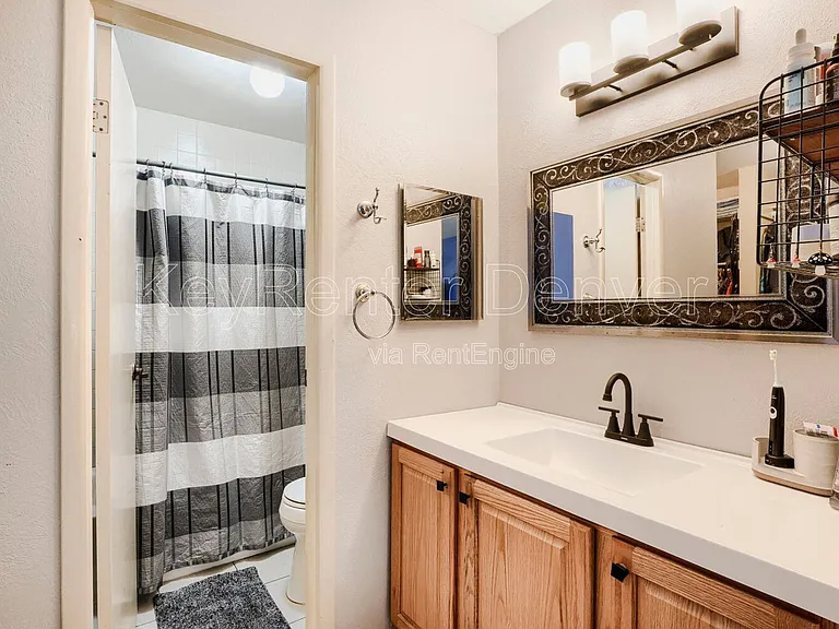 1050 S Monaco Street Pkwy #37 — Photo 15
