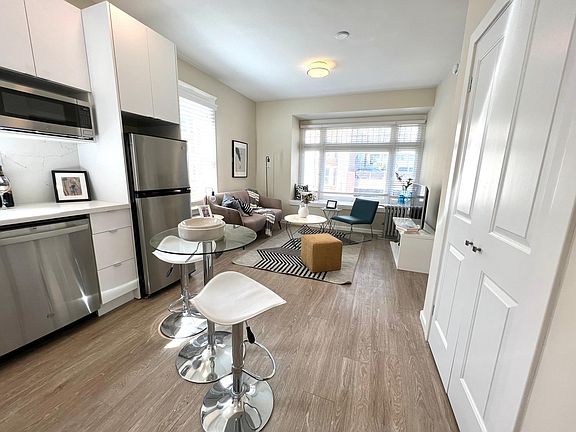5th image of 755 Bush St APT 201