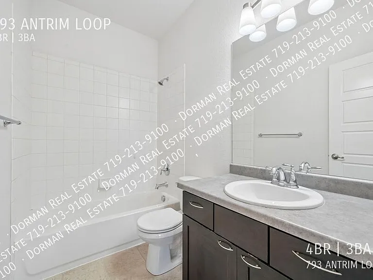 793 Antrim Loop — Photo 24