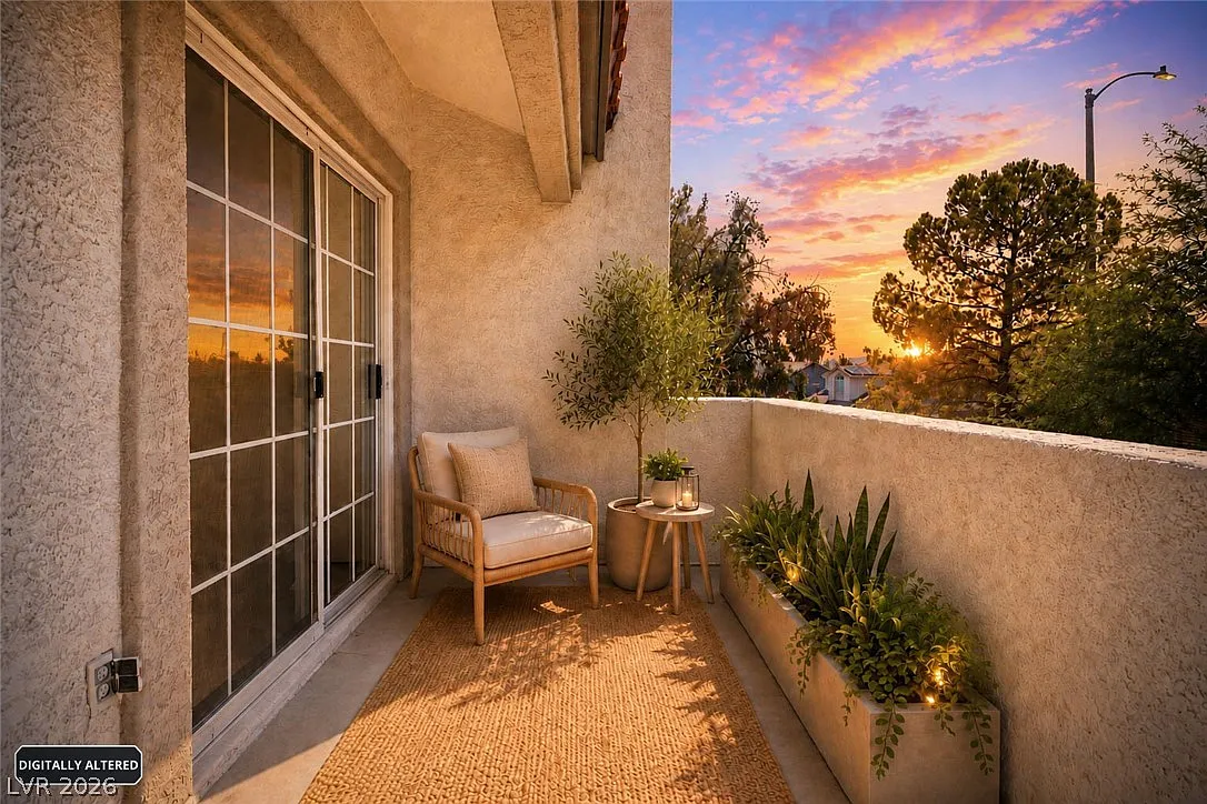 2 bed, 2.0 bath, 950 sqft, $1,650 — Photo 2