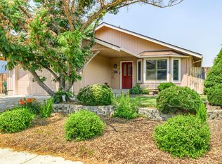 119 Osprey Dr, Eagle Pt, OR 97524