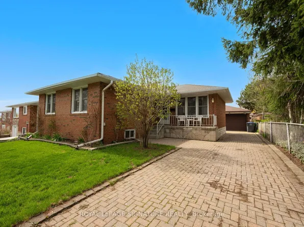1322 Kelly Rd, Mississauga, ON L5J 3T9