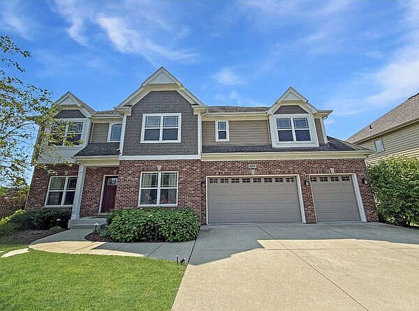 1st image of 601 Oak Ln