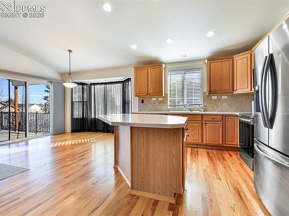 3rd image of 11791 Laurelcreek Dr