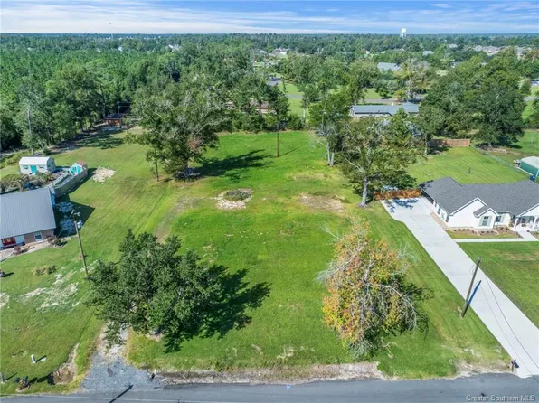 2333 Duplechin Ln, Lake Charles, LA 70611