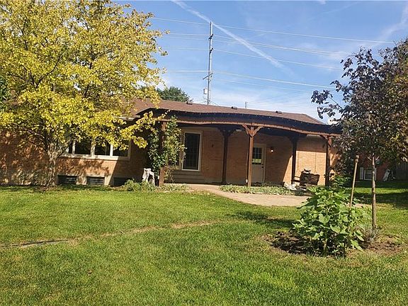 2nd image of 4304 N University Blvd