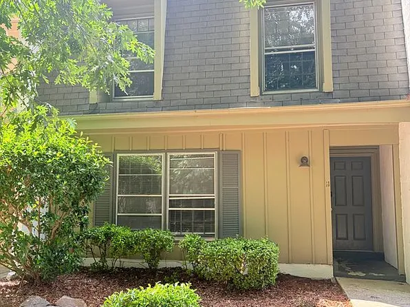 126 Oakmont Dr APT 11, Greenville, NC 27858