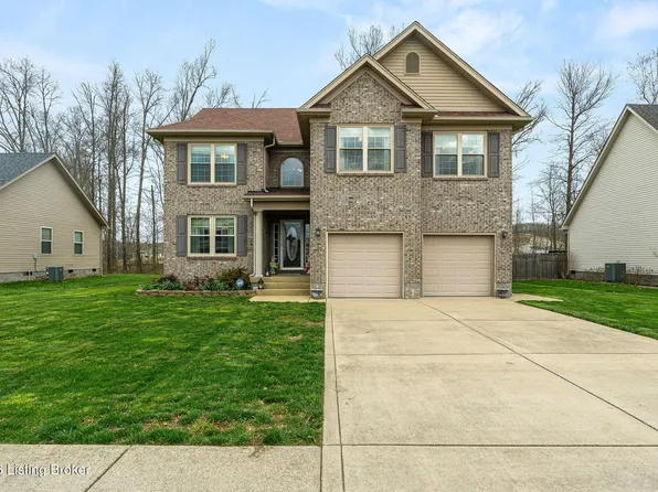 274 Red Crest Dr, Shepherdsville, KY 40165