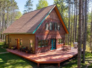 1188 Golf Course Rd, Grand Marais, MN 55604