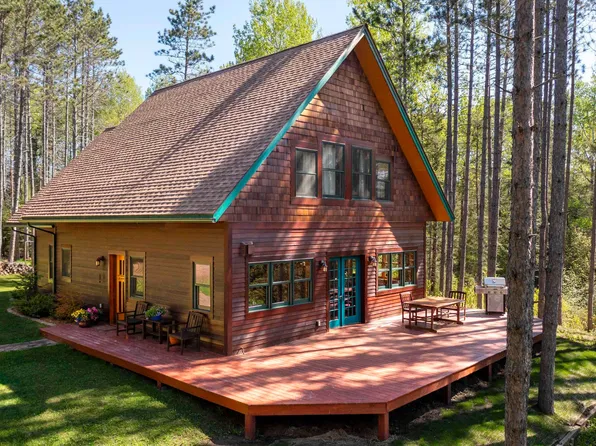 1188 Golf Course Rd, Grand Marais, MN 55604