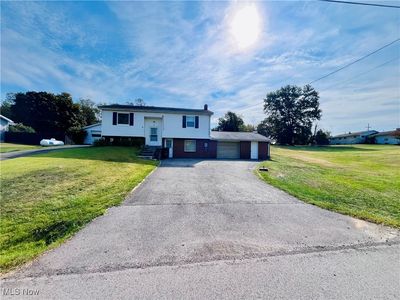 52 Arroyo Village Rd, New Cumberland, WV, 26047