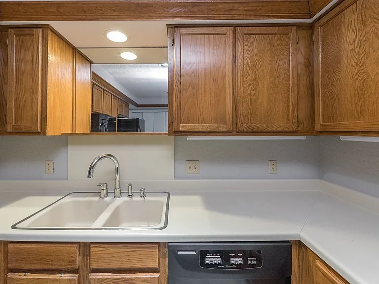 5128 Ledgestone Dr — Photo 21