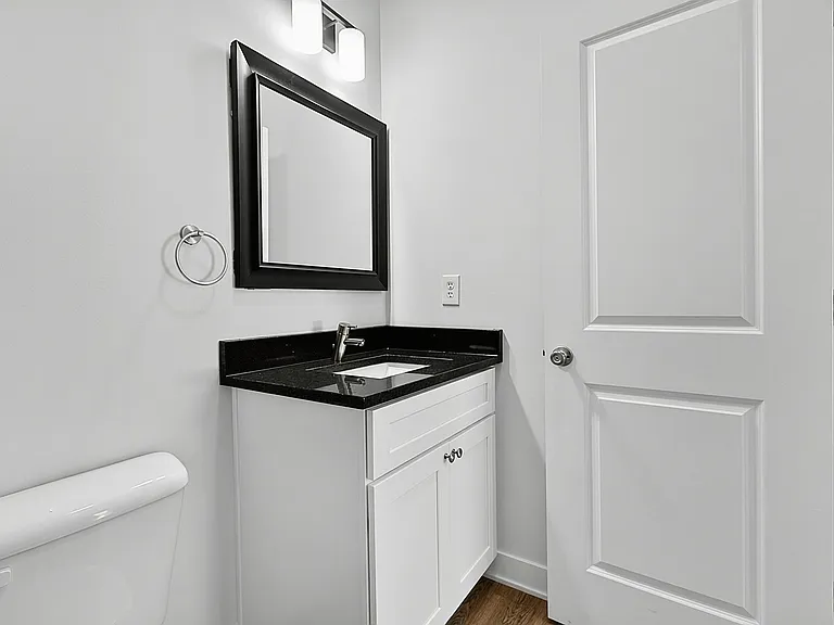 3947 Rookwood Ave #A — Photo 23