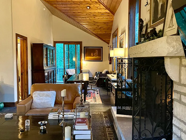 Vail Valley Dr — Photo 8