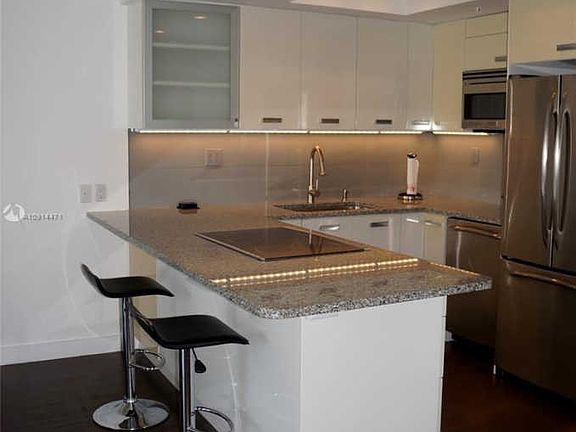 3rd image of 20 Island Ave APT 517