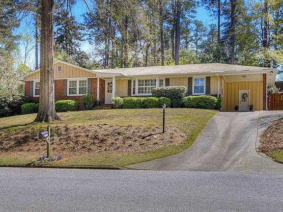 2nd image of 3012 Hampshire Dr