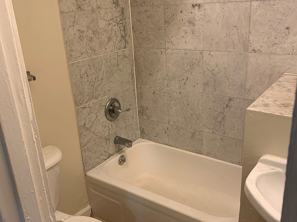1st image of 837 Geary St #102