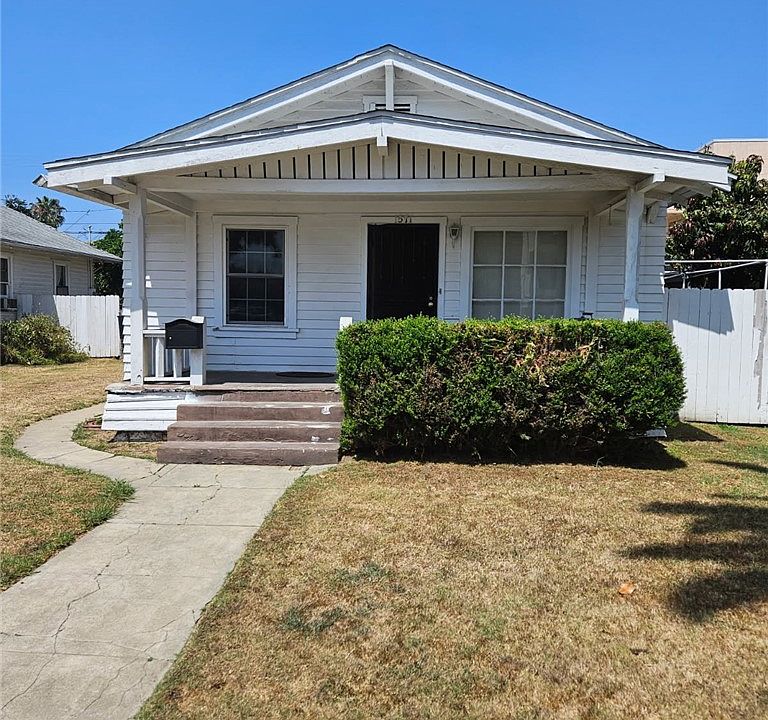 1st image of 1567 Elm Ave