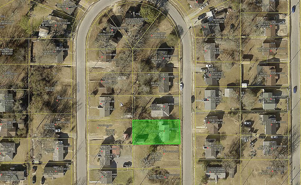 2nd image of 75 Cypress Dr