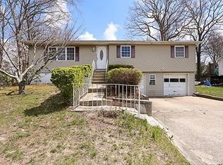 385 Dare Rd, Selden, NY 11784