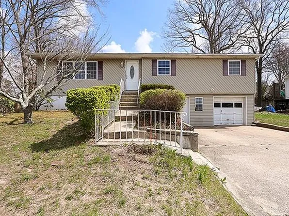 385 Dare Road, Selden, NY 11784