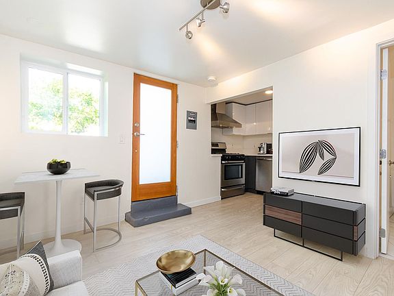 3rd image of 4018 Monroe St #4022-1/2