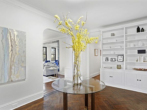 3rd image of 261 Central Park W #4C