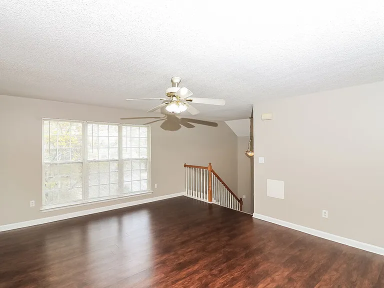 109 Belle Chase — Photo 7