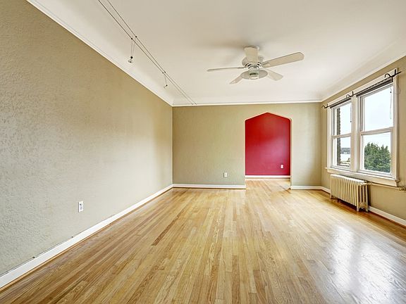 5th image of 220 W Olympic Pl APT 311