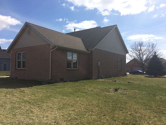 3rd image of 3228 Sioux Dr
