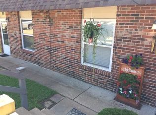 1132 Westward Trails Dr, Imperial, MO 63052