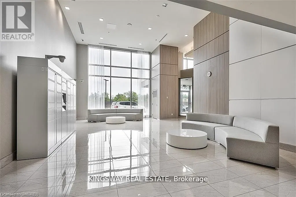2087 Fairview St — Photo 3