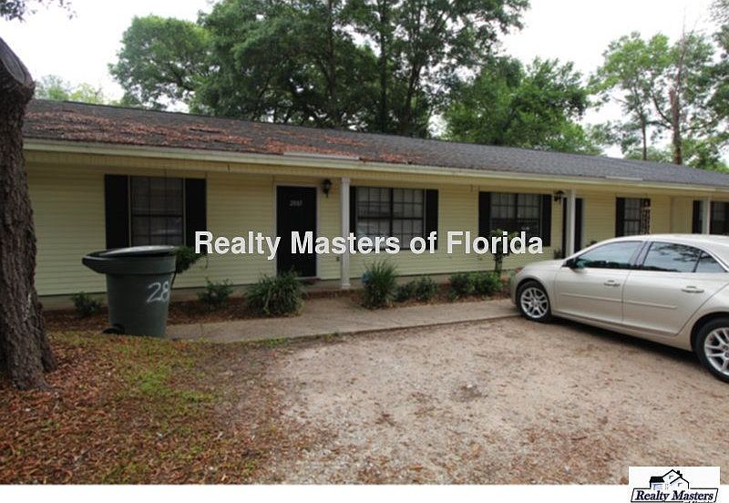 1st image of 2883 E Johnson Ave