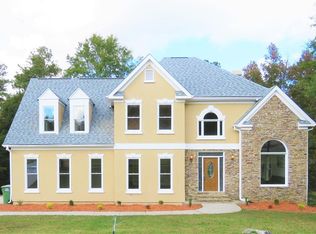 2059 Village Centre Dr, Loganville, GA 30052