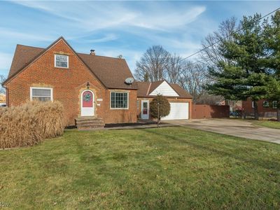 10514 Snow Rd, Parma, OH, 44130