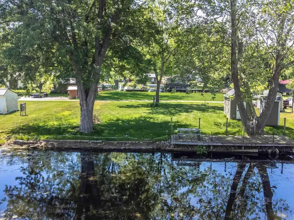 80 W, Wolcottville, IN 46795