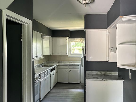 2nd image of 1163 Duane Ave