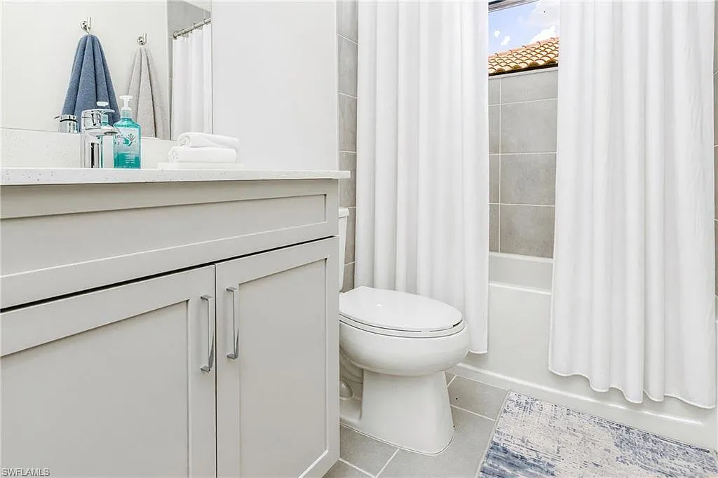 5716 Cassidy Lane - Maple... — Photo 4
