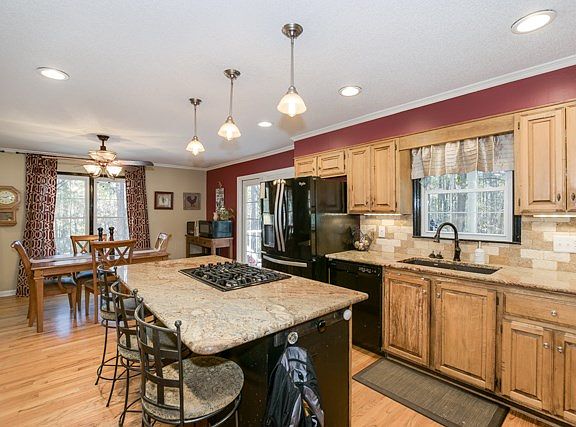 2nd image of 739 Rocky Branch Ln