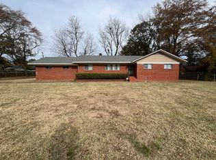 1634 Oakwood Dr, Memphis, TN 38116