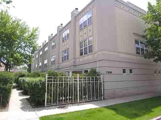 1st image of 7238 W Franklin St #F