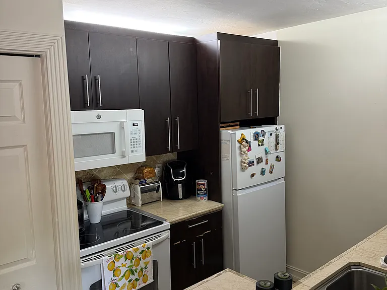 124 Santa Clara Dr #4 — Photo 3