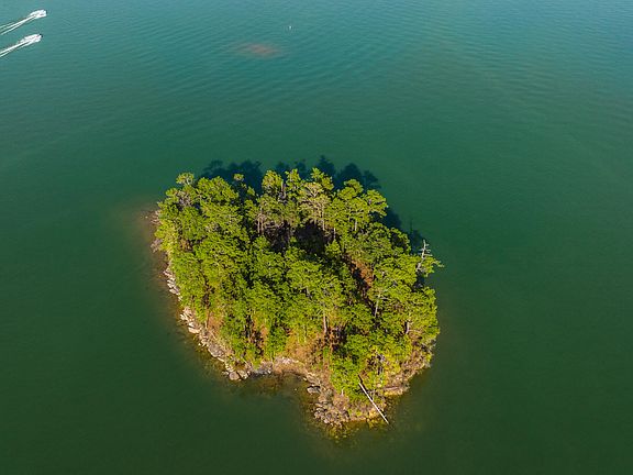 5th image of Island