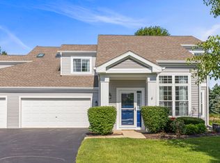 222 Grays Dr, Oswego, IL 60543
