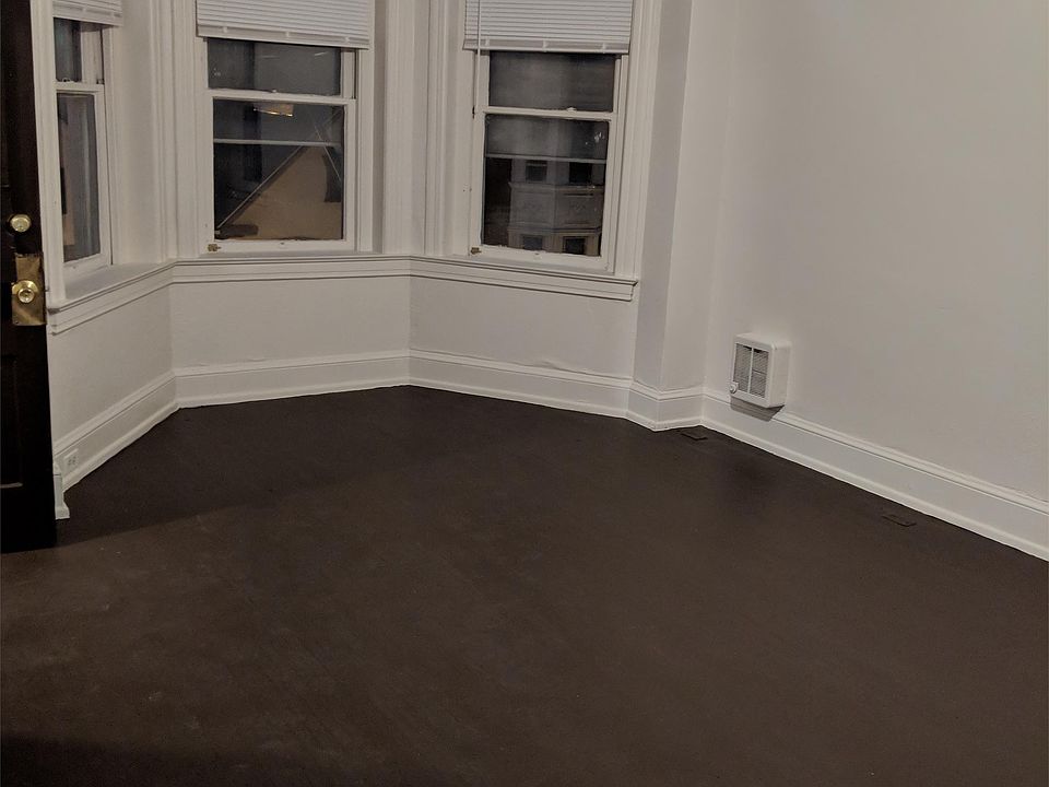 2nd image of 228 Summit Ave APT 3