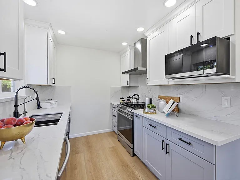 46718 Bradley St — Photo 7