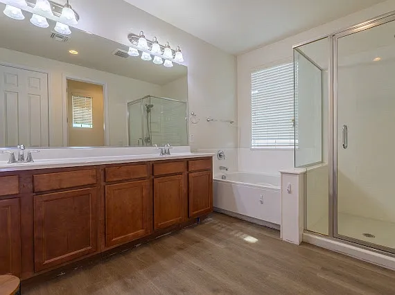3674 E Turley St — Photo 13