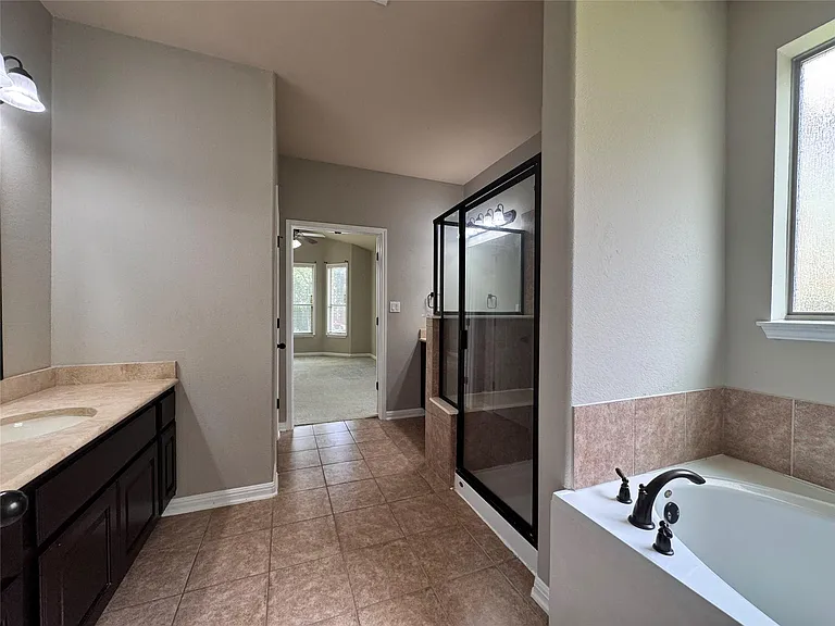 416 Buck Ridge Rd — Photo 10