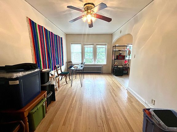 3rd image of 4272 N Wilson Dr #206