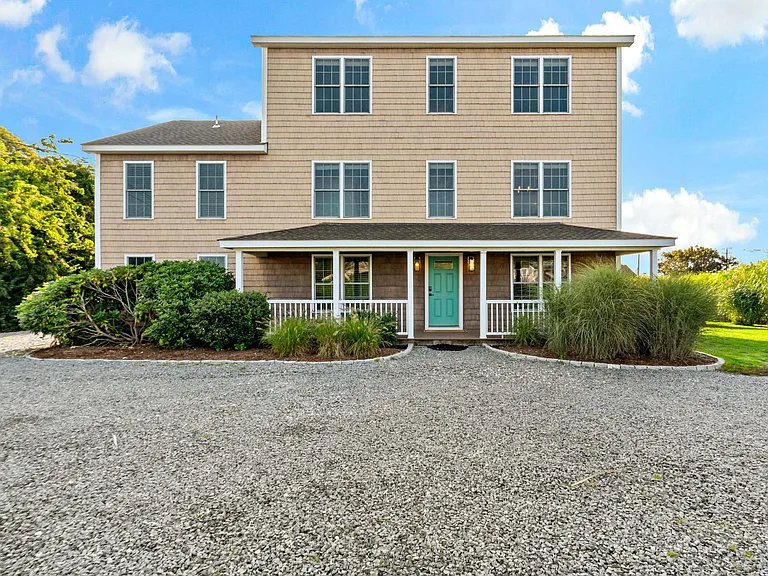 11 Defelice Rd — Photo 31